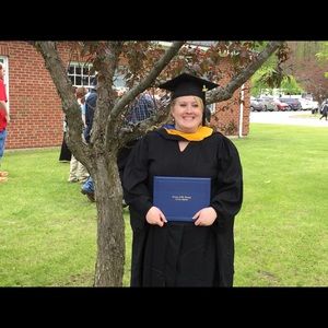 Meet your Posher, Stephanie